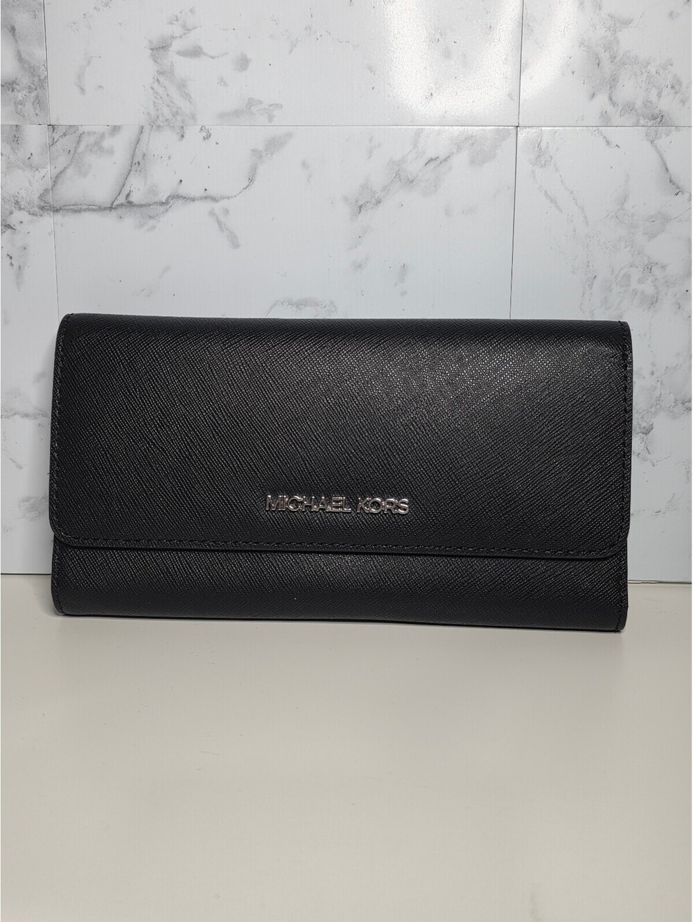 NWOT Michael Kors Jet Set Wallet